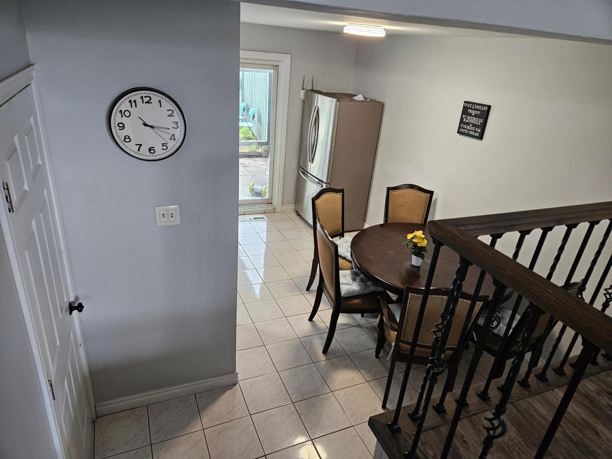 Modern Quiet Home By The Airport 密西沙加 外观 照片